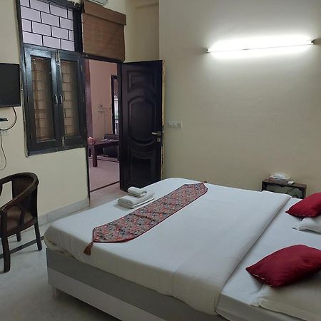 Mandakini Villa Nuova Delhi Esterno foto