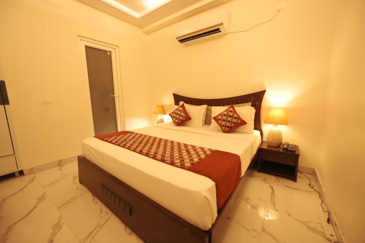 Mandakini Villa Nuova Delhi Esterno foto
